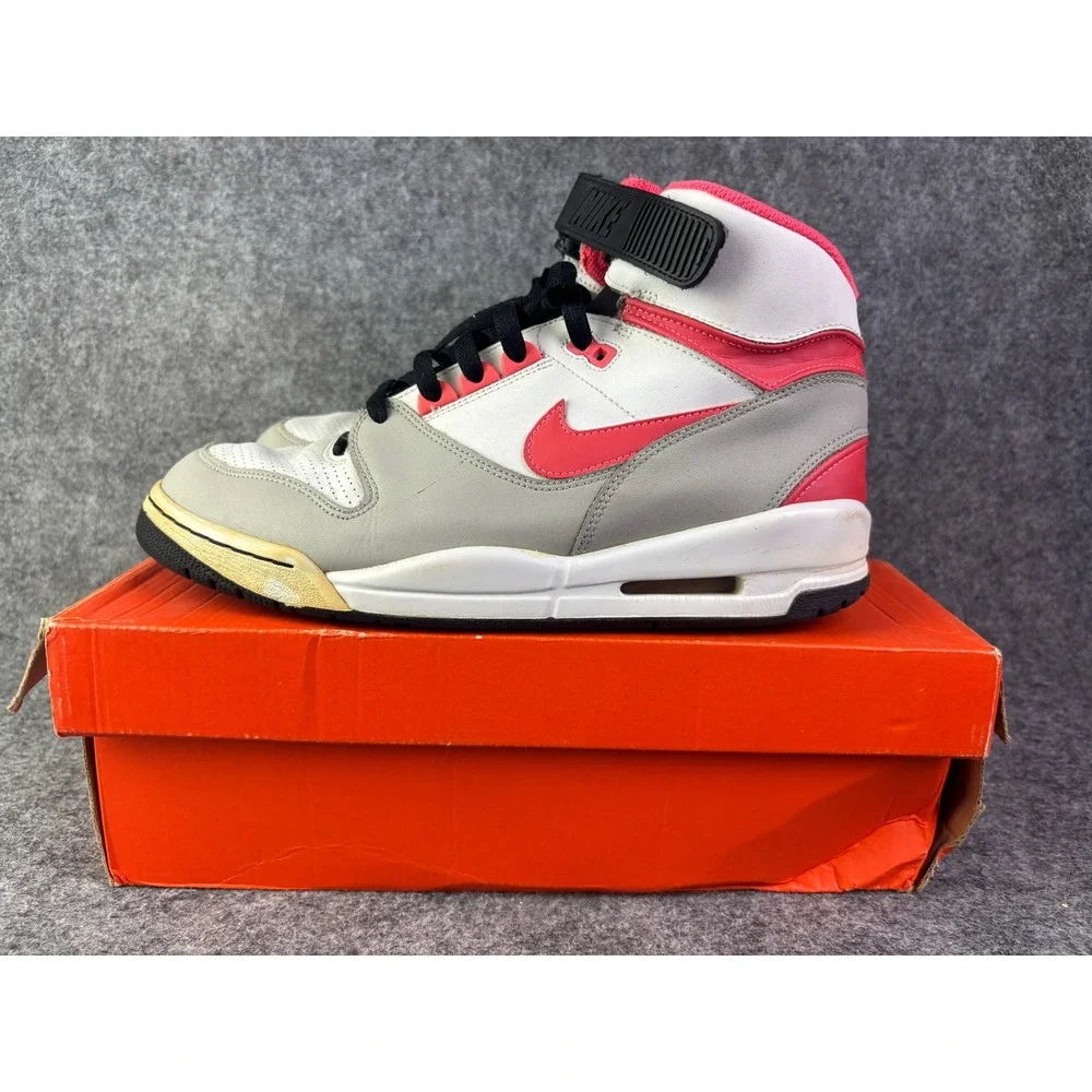 Nike Air Revolution Mens Size 10.5 White Red Grey Vintage‎ 2007 303905-181